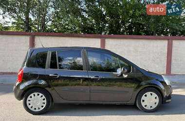Хэтчбек Renault Modus 2008 в 