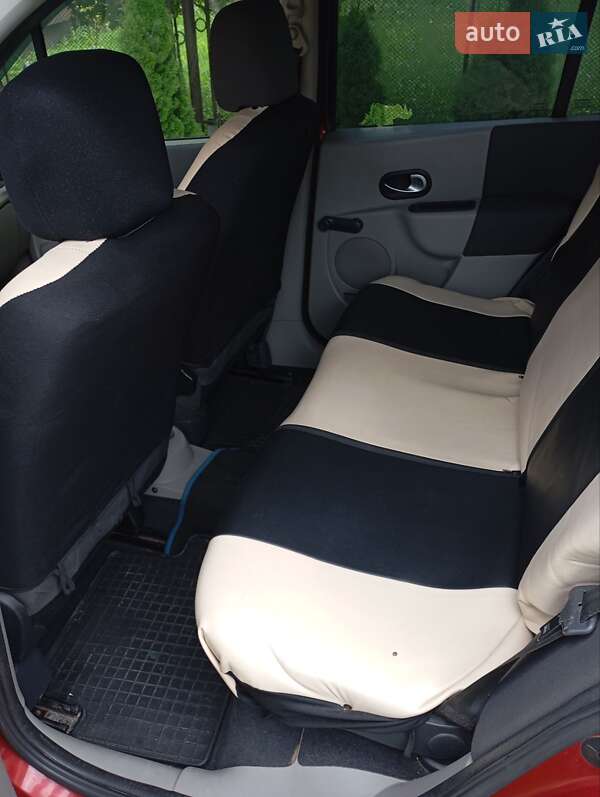 Хетчбек Renault Modus 2006 в Бориславі