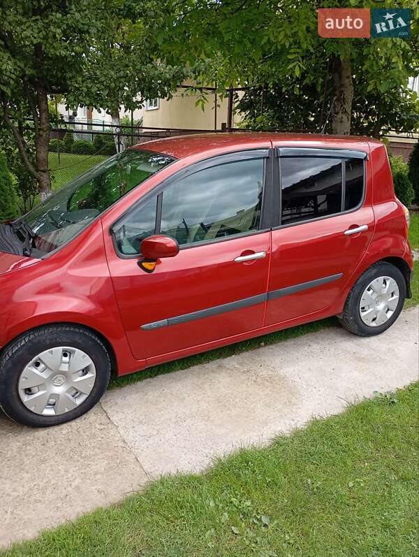 Хетчбек Renault Modus 2006 в Бориславі