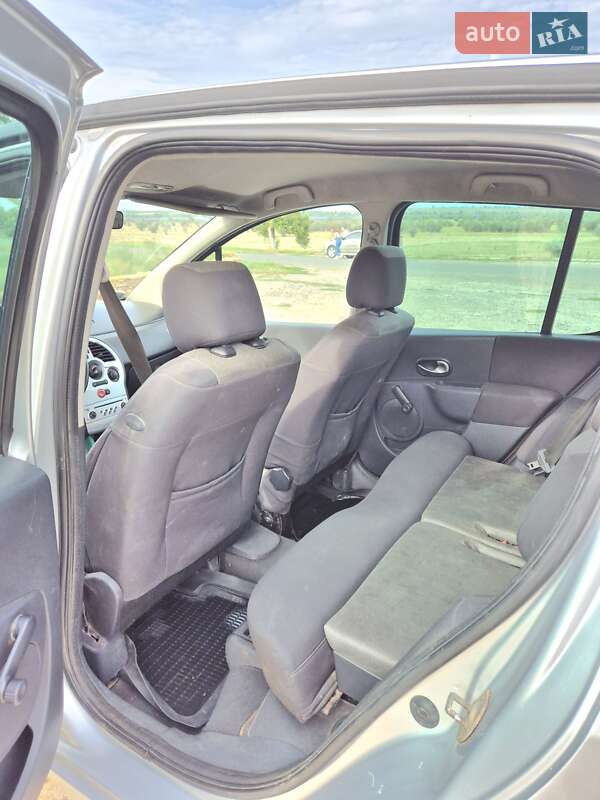 Хэтчбек Renault Modus 2006 в Арцизе