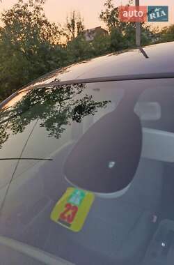 Хэтчбек Renault Modus 2005 в 