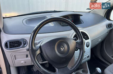 Хэтчбек Renault Modus 2004 в 
