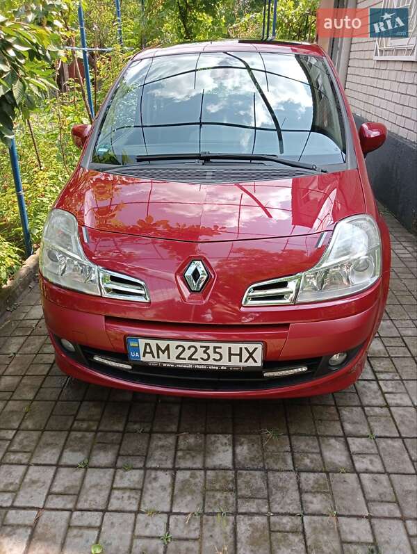 Хэтчбек Renault Modus 2011 в Днепре
