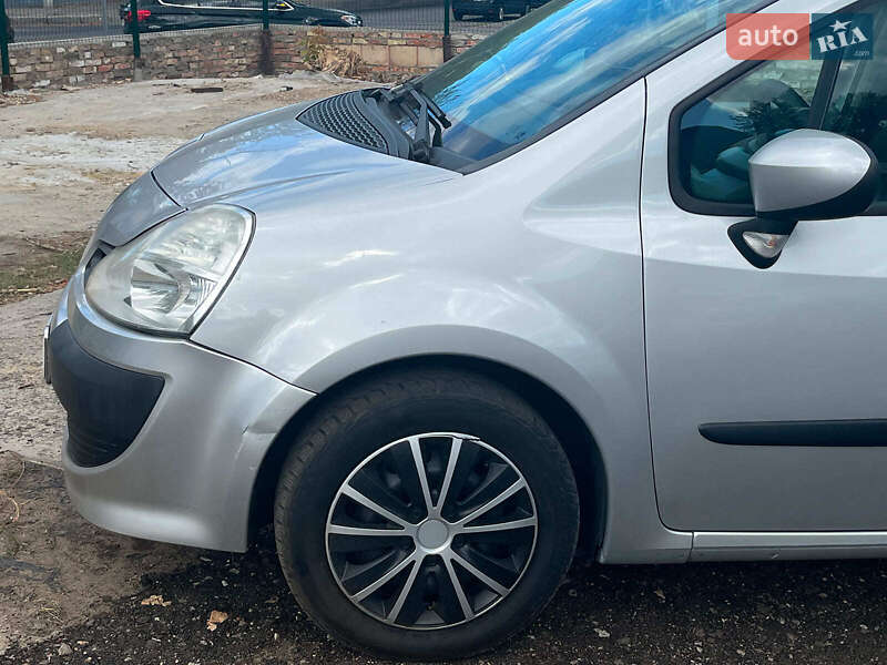 Хэтчбек Renault Modus 2009 в Киеве