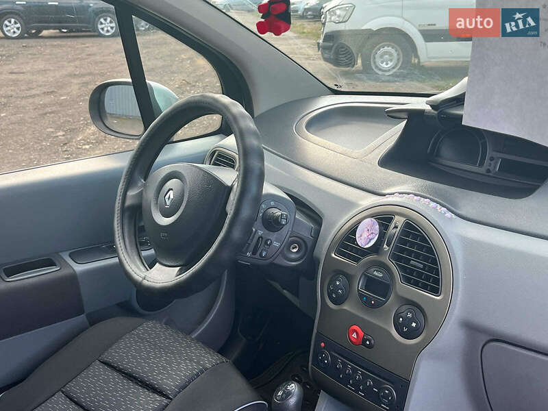 Хэтчбек Renault Modus 2009 в Киеве