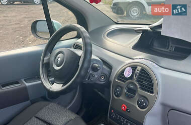 Хэтчбек Renault Modus 2009 в 