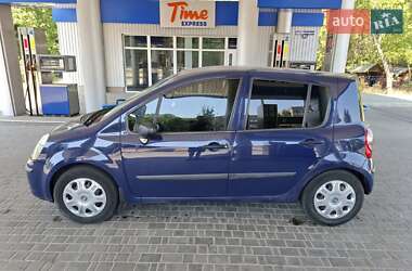 Хэтчбек Renault Modus 2007 в 