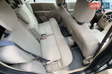 Хэтчбек Renault Modus 2005 в 