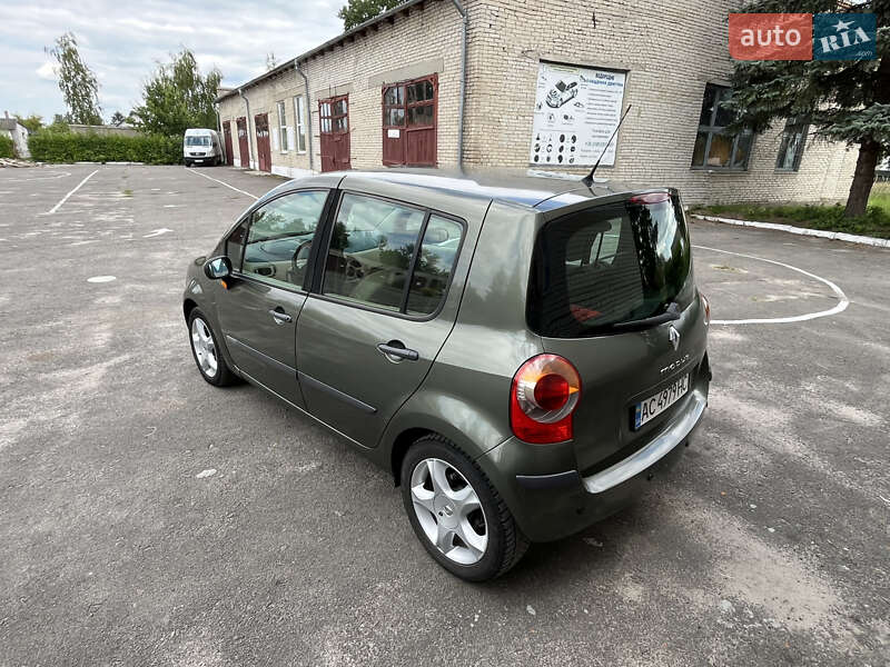 Хэтчбек Renault Modus 2005 в Любомле