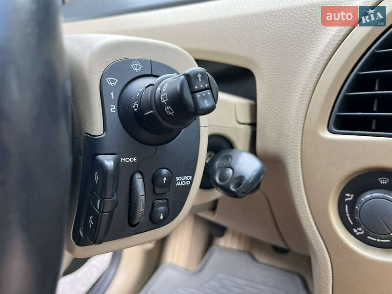 Хэтчбек Renault Modus 2005 в Любомле