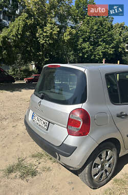 Хэтчбек Renault Modus 2008 в 