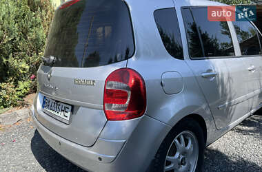 Хэтчбек Renault Modus 2011 в 