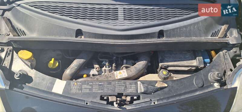 Хэтчбек Renault Modus 2008 в Христиновке