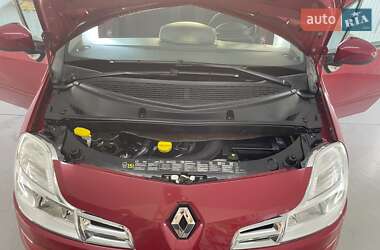 Хэтчбек Renault Modus 2011 в 