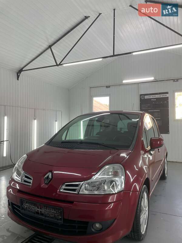 Хэтчбек Renault Modus 2011 в Дублянах фото Хэтчбек Renault Modus 2011 в Дублянах