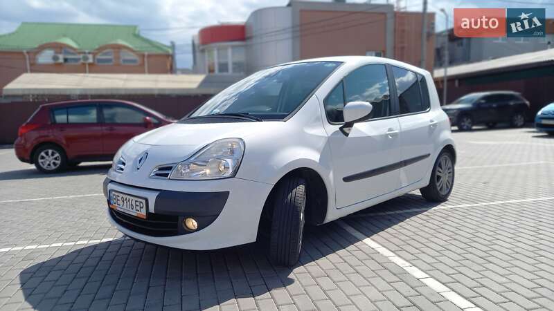 Хэтчбек Renault Modus 2012 в 