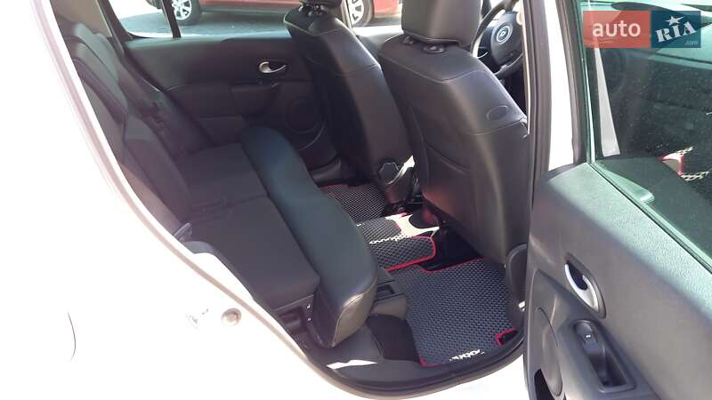 Хетчбек Renault Modus 2012 в Черкасах