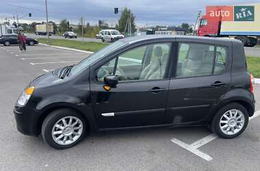Хэтчбек Renault Modus 2005 в 