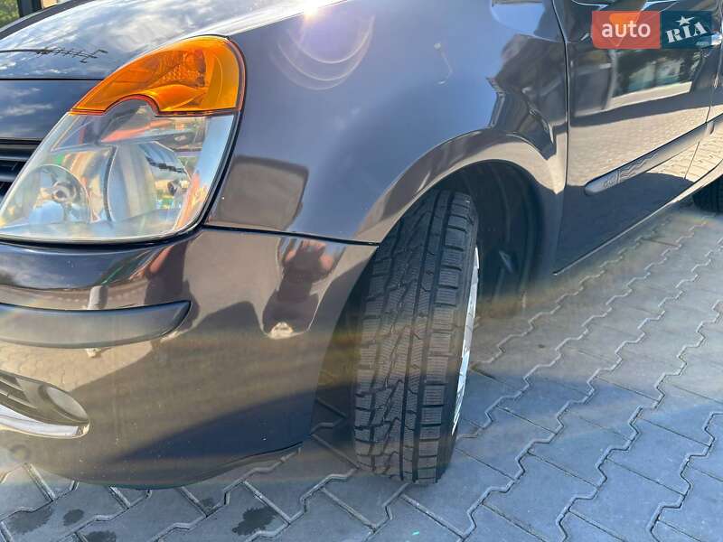Хэтчбек Renault Modus 2006 в Ставище