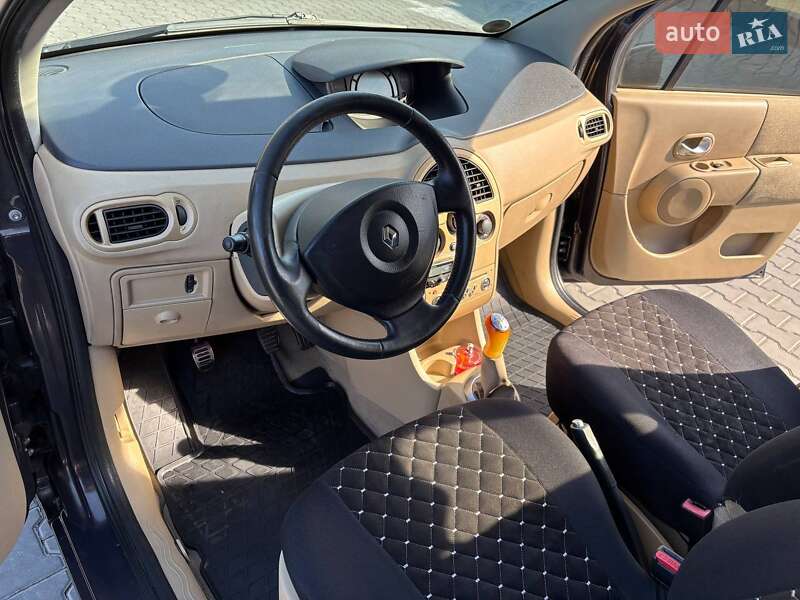 Хэтчбек Renault Modus 2006 в Ставище