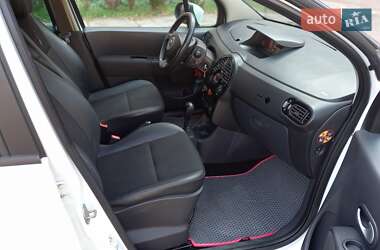Хэтчбек Renault Modus 2012 в 