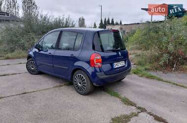 Хетчбек Renault Modus 2009 в 