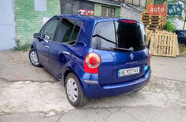 Хэтчбек Renault Modus 2005 в 