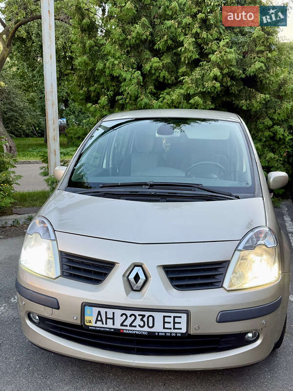 Хэтчбек Renault Modus 2008 в Киеве