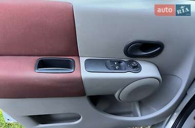 Хэтчбек Renault Modus 2005 в Львове