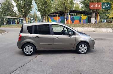 Хетчбек Renault Modus 2009 в 