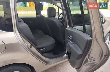 Хетчбек Renault Modus 2009 в 