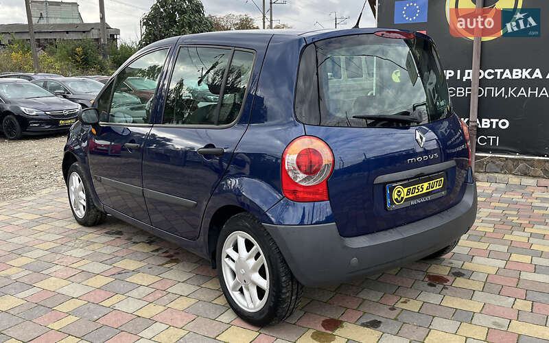 Хетчбек Renault Modus 2005 в Стрию