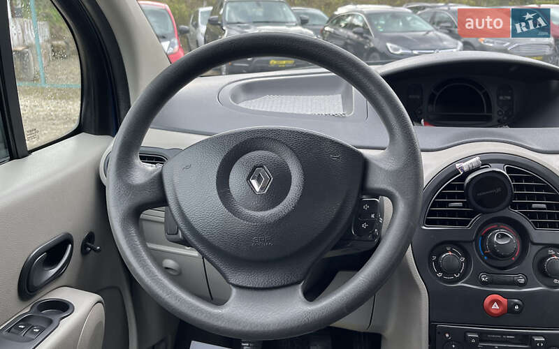 Хетчбек Renault Modus 2005 в Стрию