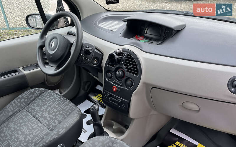 Хетчбек Renault Modus 2005 в Стрию