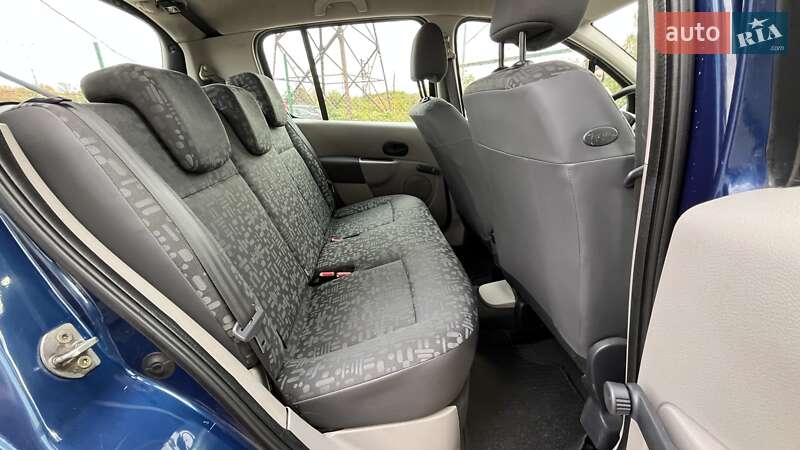 Хетчбек Renault Modus 2005 в Стрию