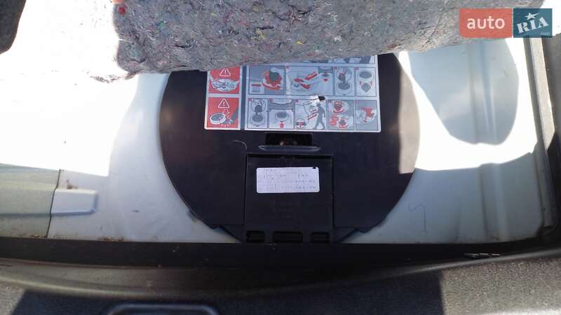 Хэтчбек Renault Modus 2012 в Черкассах