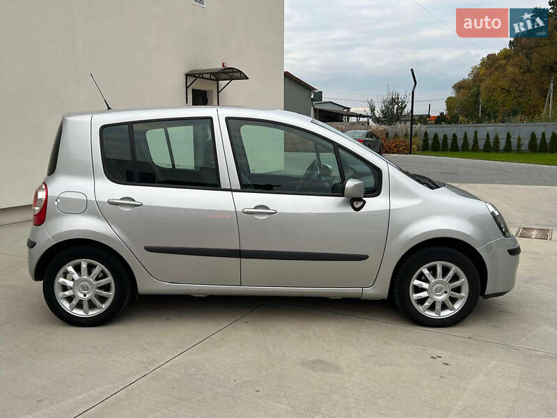 Хетчбек Renault Modus 2007 в Луцьку фото 3 Хетчбек Renault Modus 2007 в Луцьку
