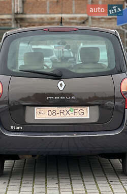 Хетчбек Renault Modus 2006 в 