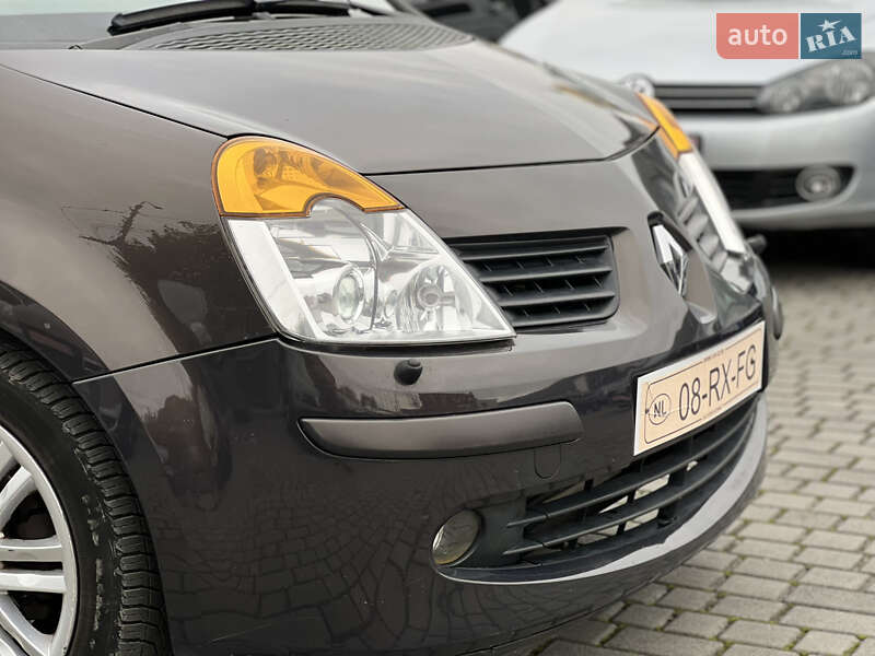 Хэтчбек Renault Modus 2006 в Староконстантинове