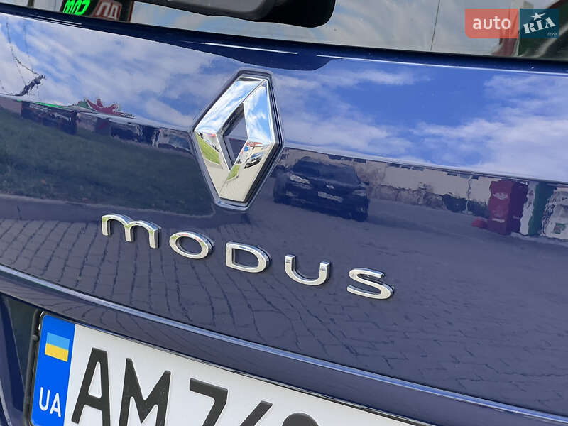 Хэтчбек Renault Modus 2010 в Житомире