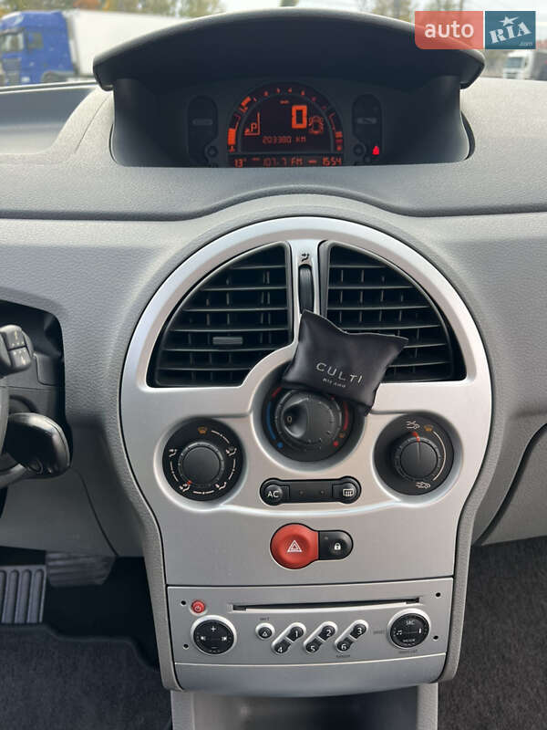 Хэтчбек Renault Modus 2010 в Житомире