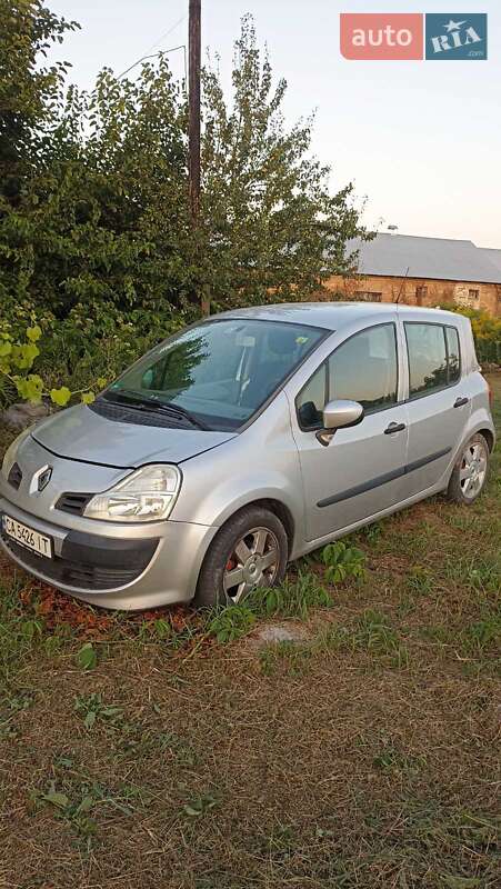 Хэтчбек Renault Modus 2008 в Черкассах