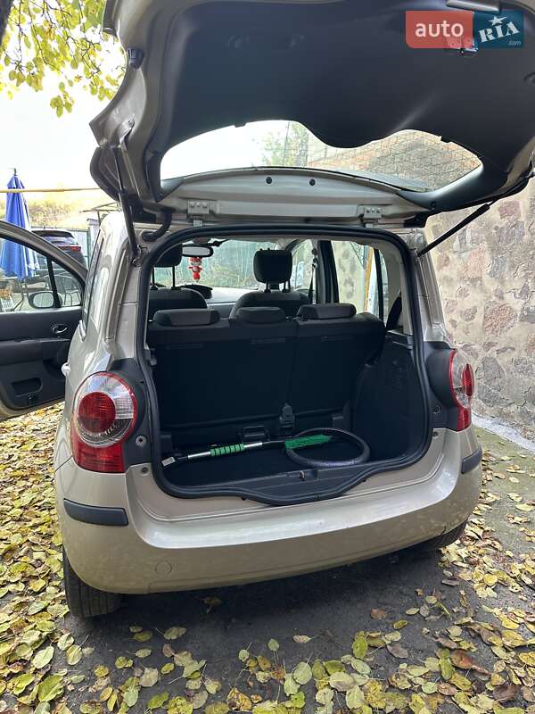 Хетчбек Renault Modus 2006 в Олександрії