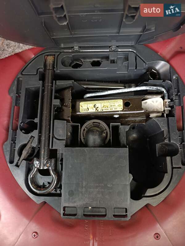 Хэтчбек Renault Modus 2009 в Полтаве фото 10 Хэтчбек Renault Modus 2009 в Полтаве