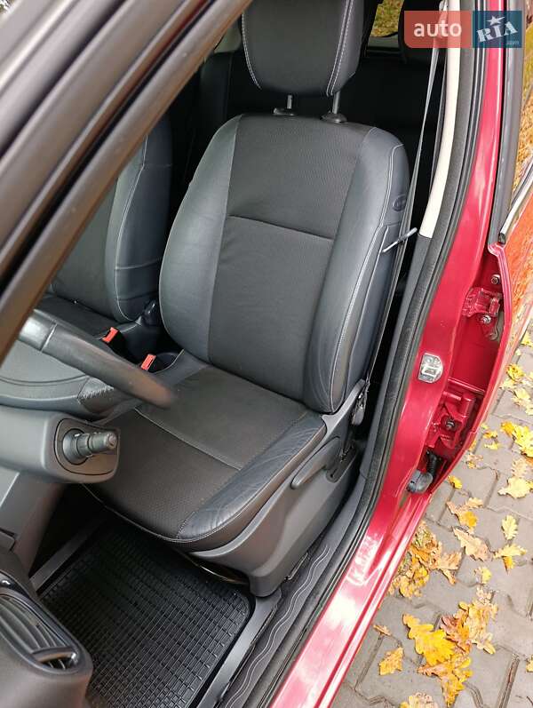 Хэтчбек Renault Modus 2009 в Полтаве фото 14 Хэтчбек Renault Modus 2009 в Полтаве