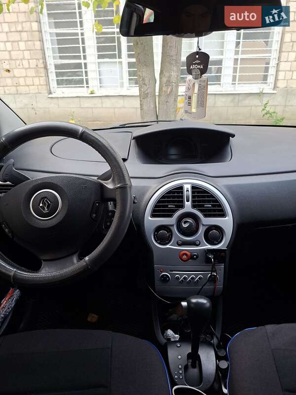 Хетчбек Renault Modus 2009 в Чернівцях фото 2 Хетчбек Renault Modus 2009 в Чернівцях
