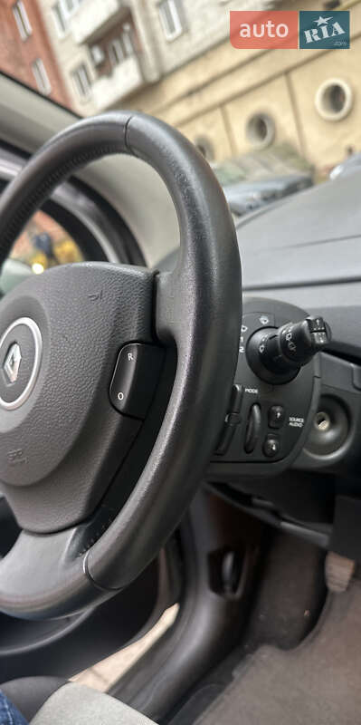 Хэтчбек Renault Modus 2009 в Львове