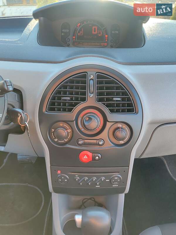 Хетчбек Renault Modus 2012 в Чернівцях фото 20 Хетчбек Renault Modus 2012 в Чернівцях