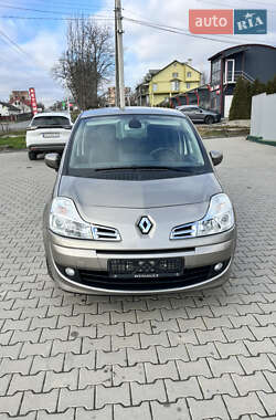Хэтчбек Renault Modus 2012 в Черновцах