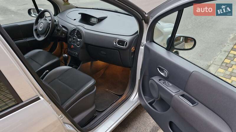 Мінівен Renault Modus 2007 в Чернігові